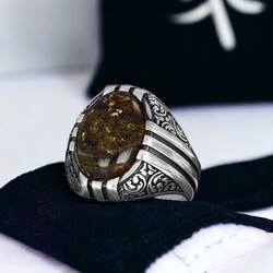 Fossil Drop Amber Stone Men's Silver Ring - Elegant Jewelry